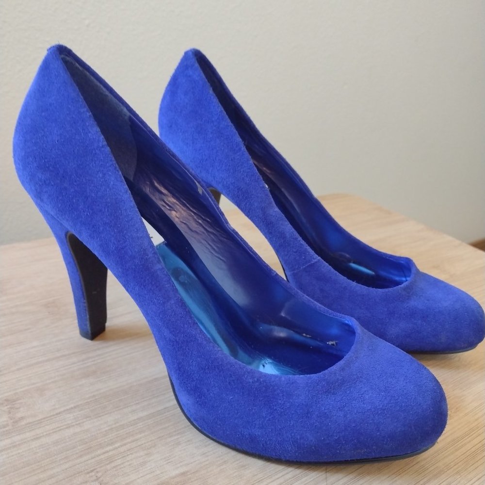 Steve Madden Blue Suede Heels